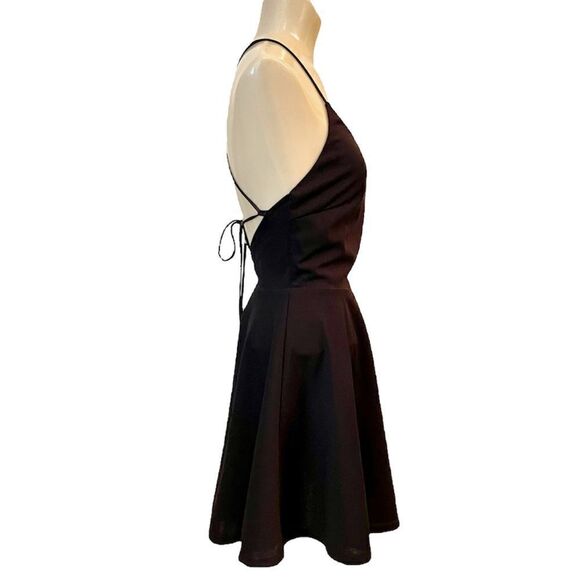 TRAC Crisscross Tie Exposed Back Fit & Flare Mini Party Dress - Picture 6 of 11